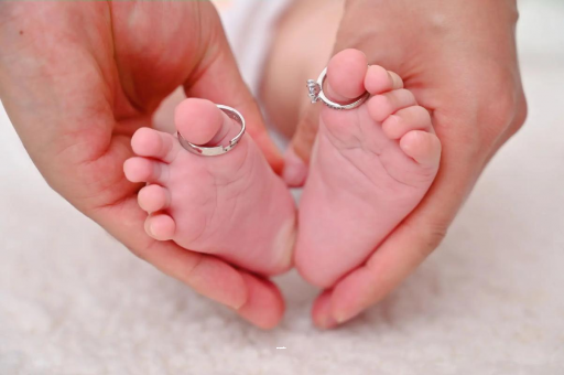 府谷孕妇肚子隐隐作痛